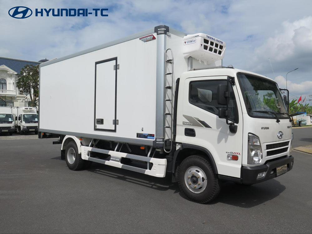 So sánh xe đông lạnh 7 tấn Hyundai Mighty Ex8 GTL và Ex8L