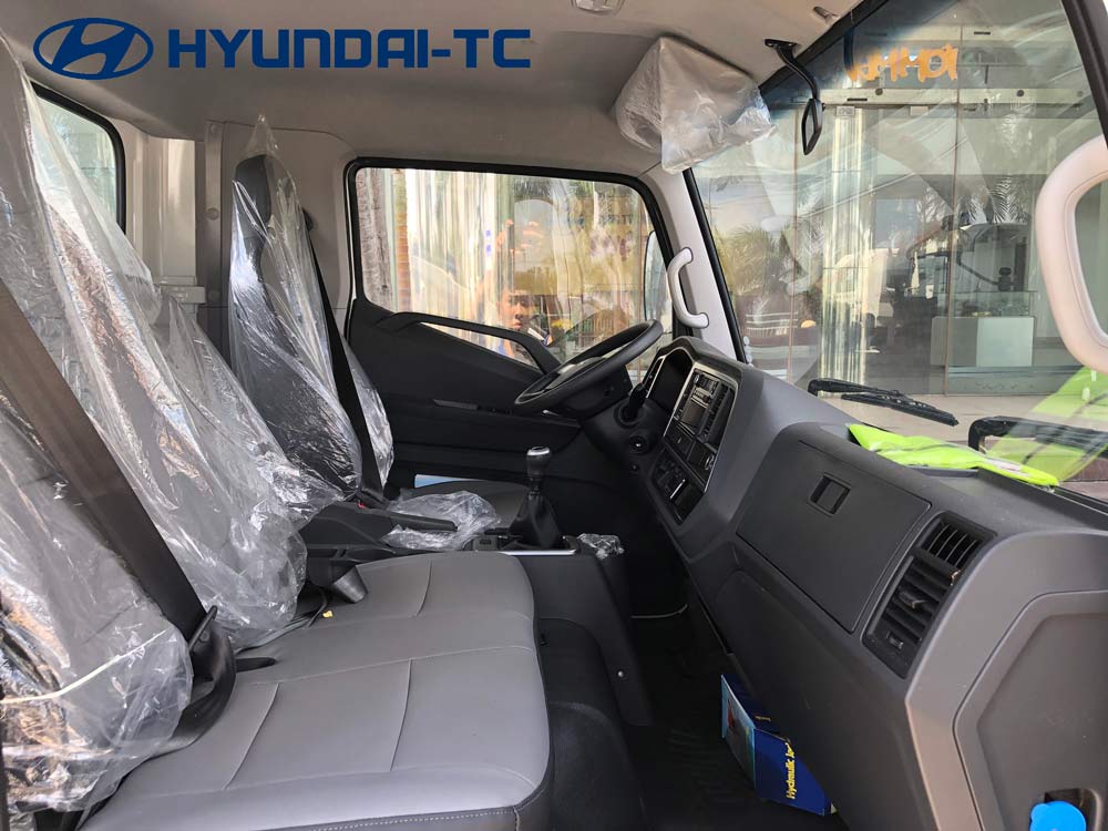 So sánh xe đông lạnh 7 tấn Hyundai Mighty Ex8 GTL và Ex8L