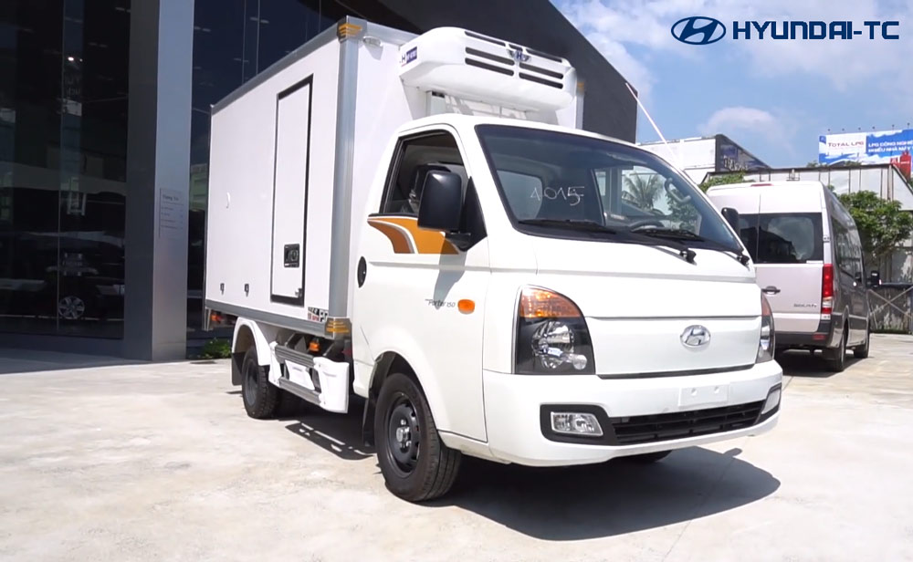 xe_tai_h150_dong_lanh_quyen_auto