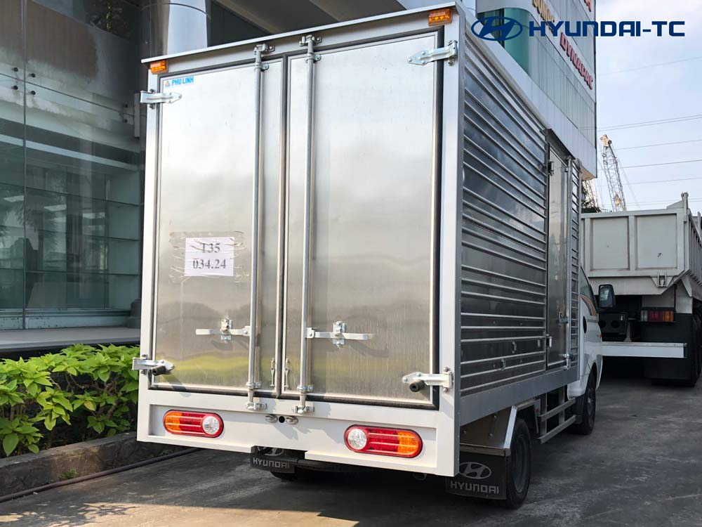 xe_h150_1.5-tan-thung-kin