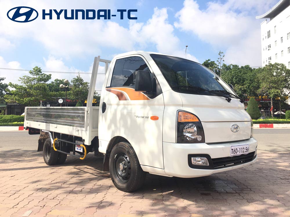 XE TẢI HYUNDAI PORTER H150 THÙNG LỬNG 1.5 TẤN