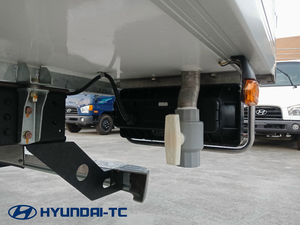 Xe tải đông lạnh 7 tấn Hyundai Mighty 110XL