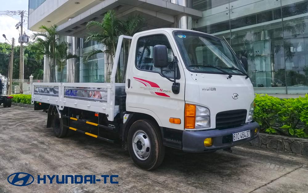 Xe tải Hyundai Mighty N250SL thùng lửng 2.5 tấn