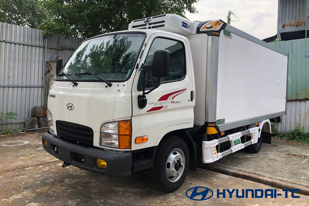 Xe đông lạnh 2.5 tấn Hyundai Mighty N250SL
