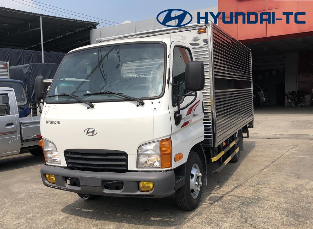 xe_tai_n250sl_thung_kin_inox