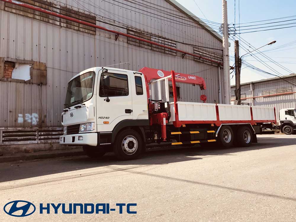 Xe Hyundai HD240 3 chân rút gắn cẩu 3 tấn Unic V340K